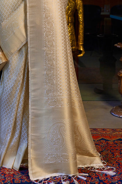 Royal Magenta Banarasi Silk Saree with Rich Gold Zari Weaving